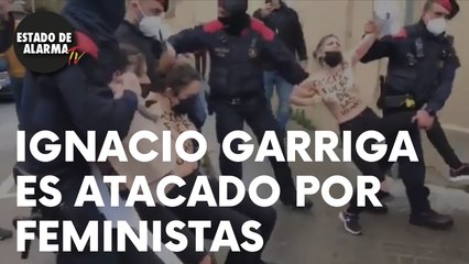 GARRIGA ATACADO POR ACTIVISTAS DE FEMEN