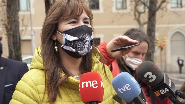 Borràs (Junts) vota pensando en el 1-O y pide la participación de todos