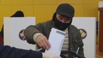 El ultranacionalista Autodeterminación, favorito en las elecciones en Kosovo