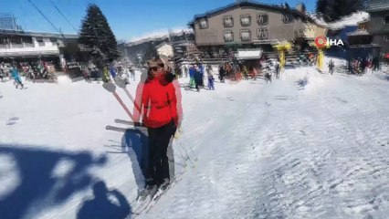 Bursa'da kar yağışı şiddetini arttırarak devam ediyor