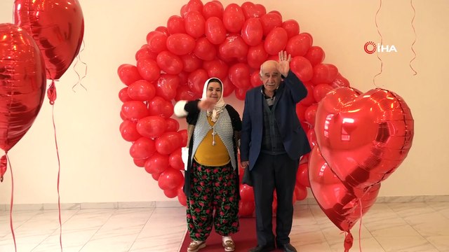 'Sevgi Günü'nde buluşup mutlu evliliğin sırrını anlattılar