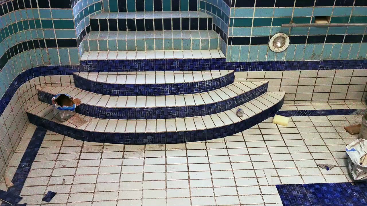 Happy Friday pool