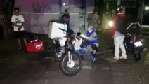Motociclista fica ferido ao bater em carro na Rua Manaus
