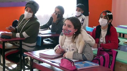Siirt’te köy okullarında yüz yüze eğitimde ders zili çaldı