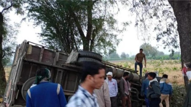 16 labourers dead after truck overturns in Maharashtra
