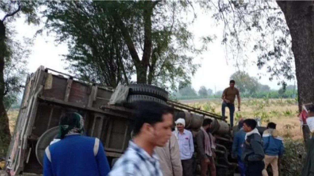 16 labourers dead after truck overturns in Maharashtra