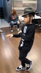 Danse du week-end avec Isaiah Jordan (9 ans) sur "Singin' in the Rain"