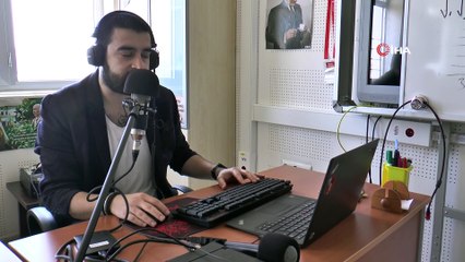 Öğretmenler kurdukları radyo ile ders veriyor