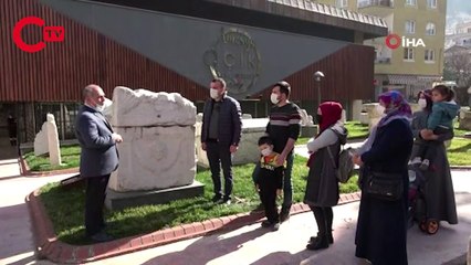 BİN 700 YILLIK 'LANETLİ' LAHİT