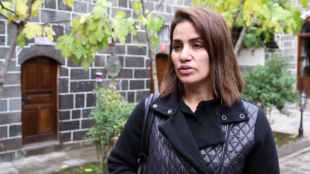 Teröristlerin yaktığı müze kapılarını açtı