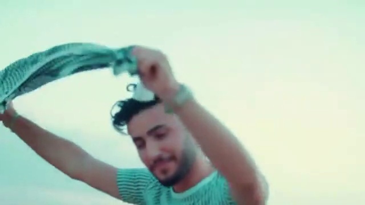 Baran Bari - Mardin Kapı Şen Olur (Official Clip)