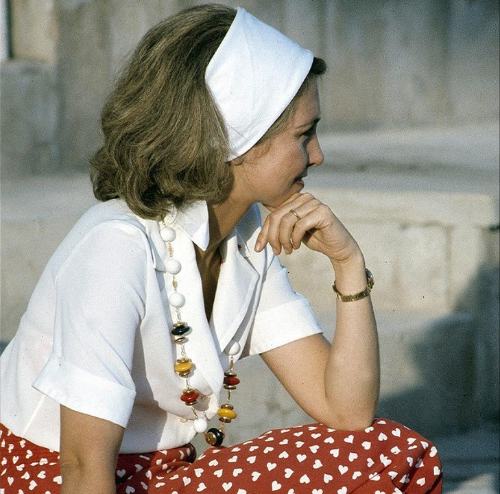 Looks en clave de verano de la reina sofía