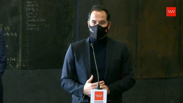 Aguado vuelve a pedir la bajada del IVA en los servicios deportivos