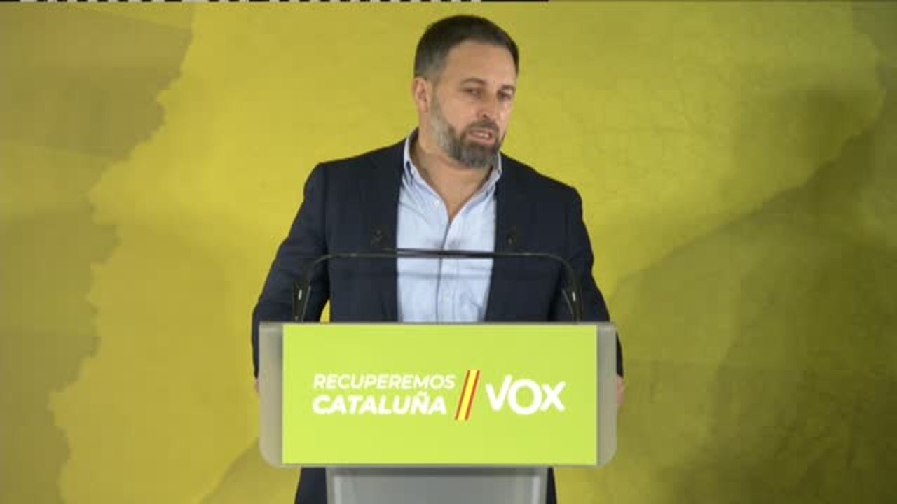 El ultraderechista Abascal acepta el veto del PSC y anuncia una oposición "total, frontal y a cada segundo"