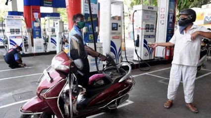 Descargar video: Petrol, Diesel prices continue to hike, Check rates