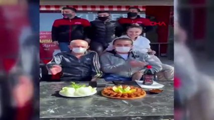 İbrahim Tatlıses, Bodrum'da 500 kilo çiğ köfte dağıttı
