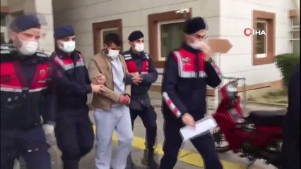 Babası ve babaannesini öldüren genç tutuklandı