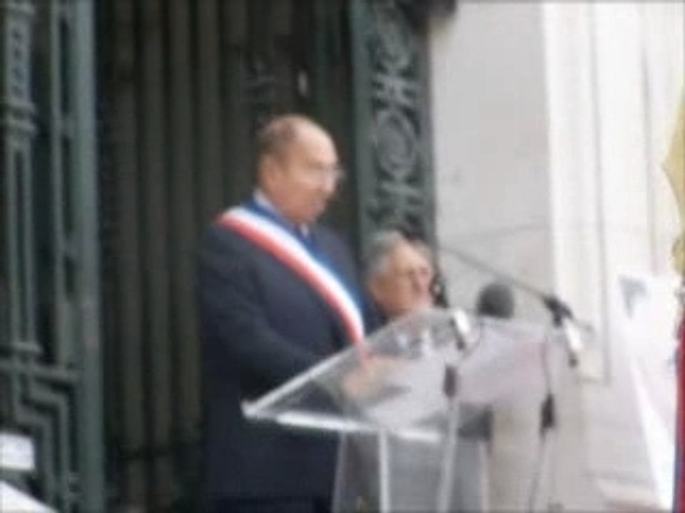 A Roger Combrisson