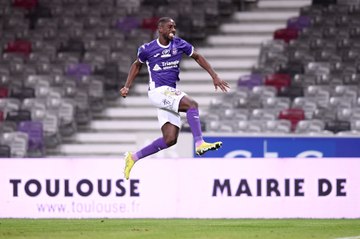 Ligue 2 - Toulouse assomme Ajaccio et repasse dauphin