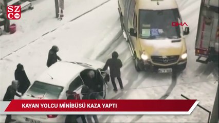 Esenyurt'ta karda kayan aracın minibüse çarptığı anlar kameralara yansıdı