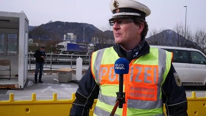 Frontiera tra Germania e Austria: Tirolo isolato e stretto nella morsa