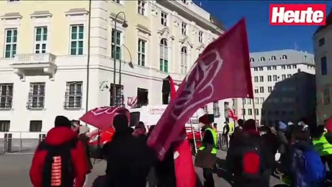 Schüler-Protest gegen Bildungsminister Faßmann