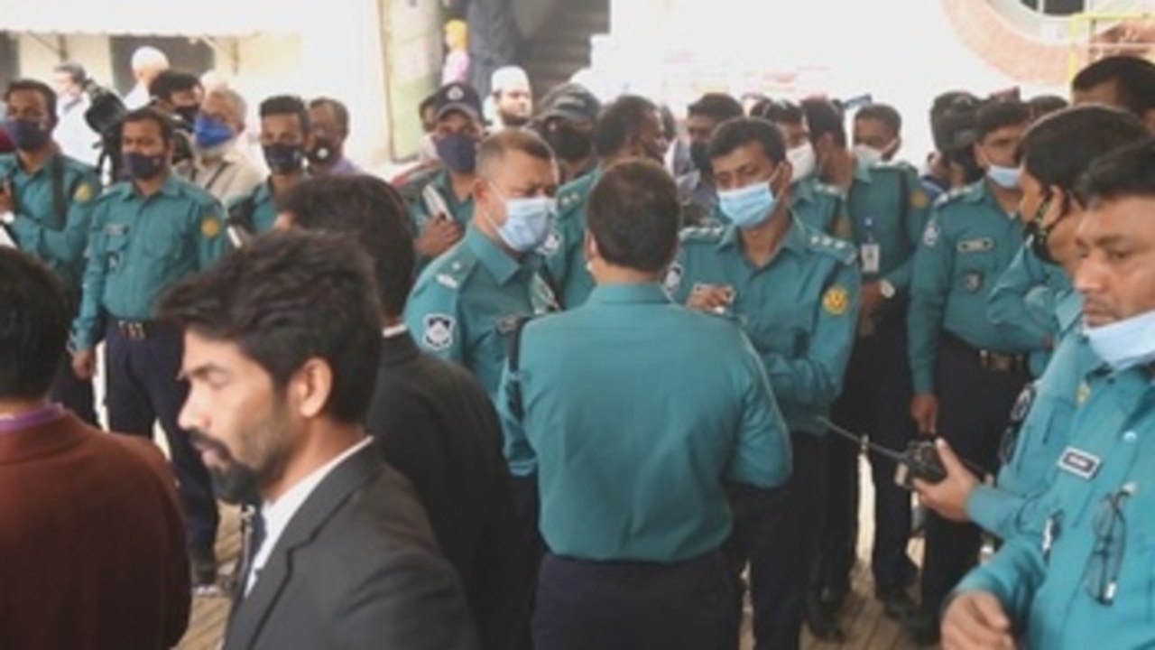 Cinco yihadistas condenados a muerte por matar a un bloguero en Bangladesh