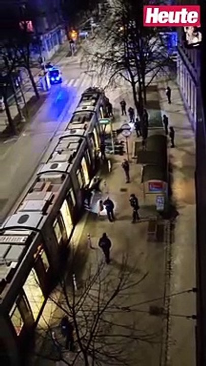 Video 1: Wiener schießen mit Pistole und flüchten in der Bim