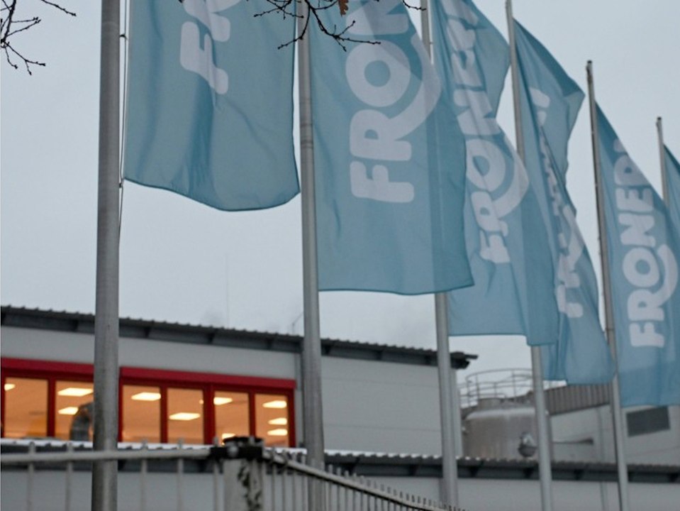 Corona-Ausbruch in Eisfabrik: 850 Mitarbeiter in Quarantäne