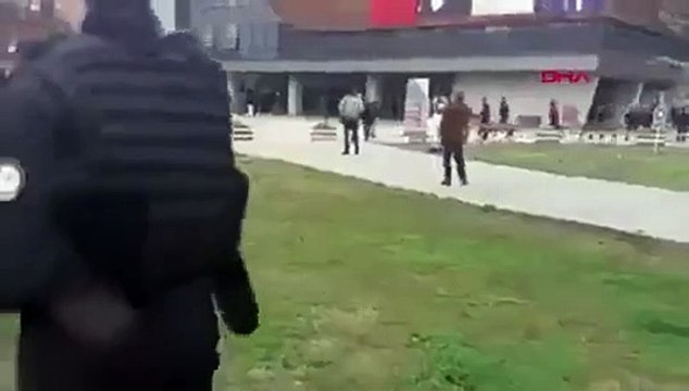 Belediye binasında silah sesleri! Ölü ve Yaralılar var