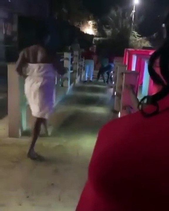 Un homme marié surprend sa femme en train de célébrer la Saint-Valentin dans un hôtel avec son amant