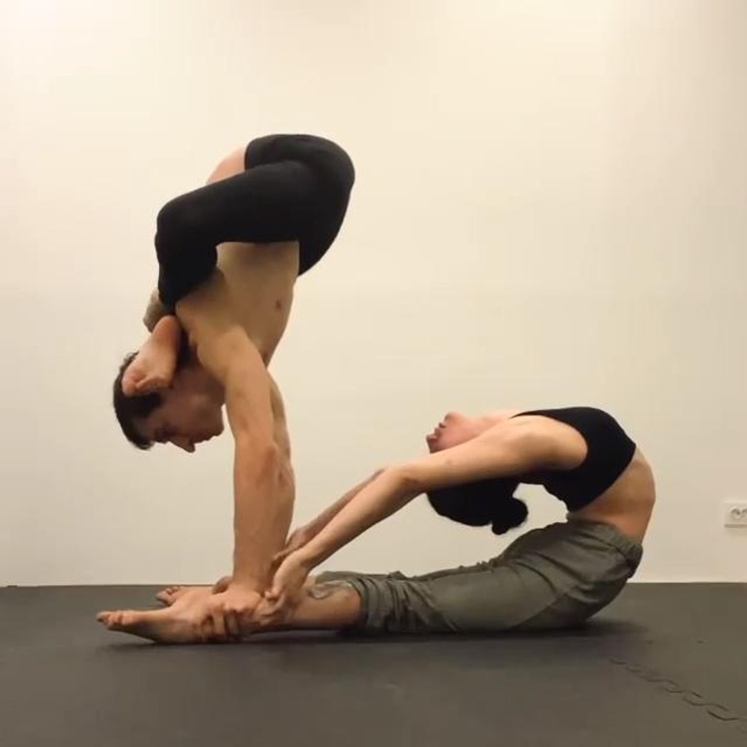 Contortionist Poses Sofie Dossi Teaches My Daughter Contortion