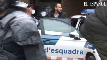 Pablo Hasél ingresa en prisión tras ser detenido por los Mossos