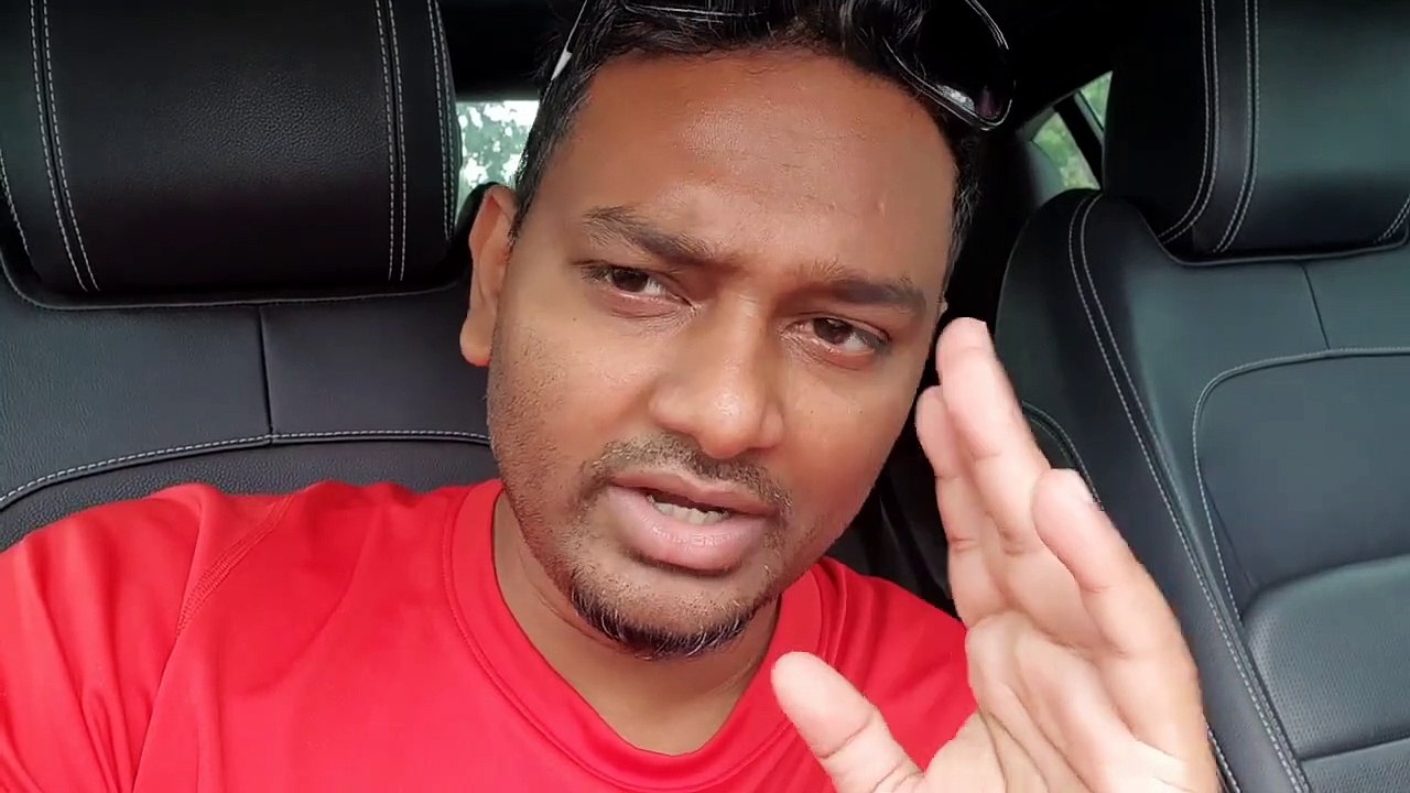 Business needs 2 things Story _ How to be successful in business _ Mistake I made _ Decide & Focus