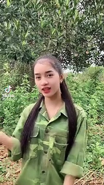 Em Dep Lam Cô Gái Dễ Thường Nhảy Phân 18