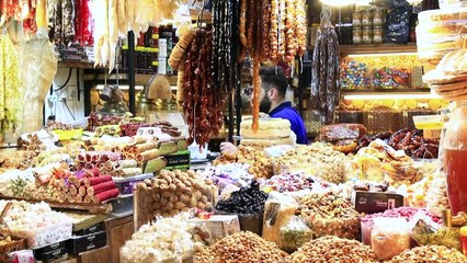 "الاستفتاح" تقليد شرقي يفرح الباعة في الأسواق العراقية