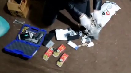 Silah kaçakçılarına operasyon