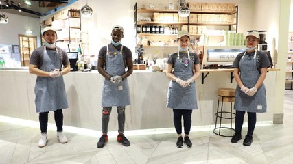 من مطاعم دبي: مدى جاهزية العاملين