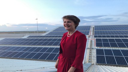 رئيسة سويسرا تحتفل بعيد ميلادها الـ60 مع أقرانها!