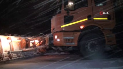 - Antalya - Konya karayolunda kar kalınlığı 40 santimetreye ulaştı