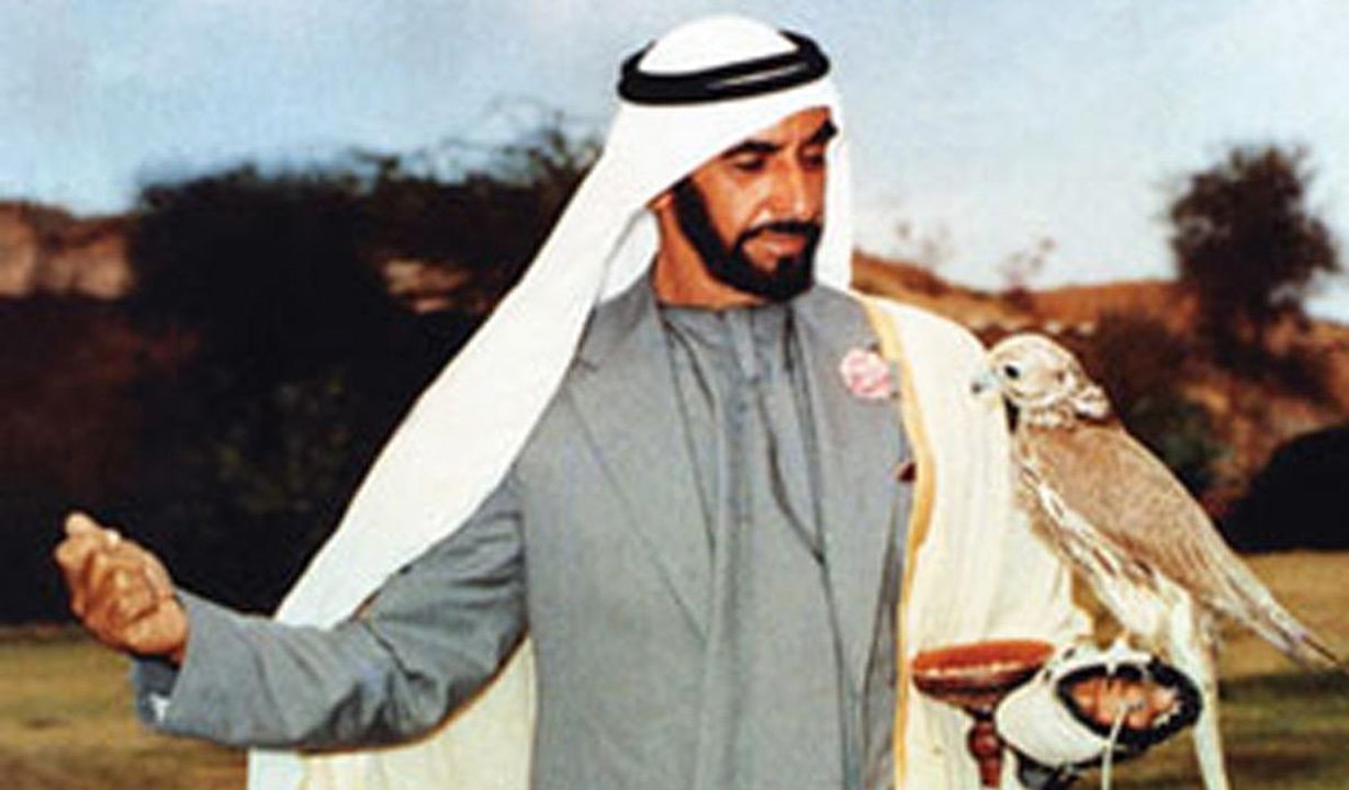 زايد.. حامي التراث والثقافة