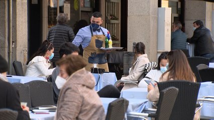 Télécharger la video: CyL acata la decisión del TS del toque de queda, pero añade nuevas restricciones