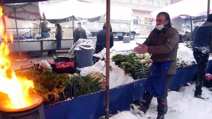 CHP'li Ankara yönetimi pazarcıyı çileden çıkarttı! 'Bizi hayvan yerine koyuyorlar'