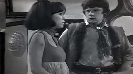 Doctor Who S06E06 The Mind Robber Pt 1 - (1963)