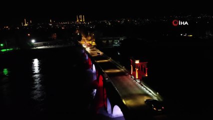 - Kadim başkentin taş gerdanlıklarında ‘renk’ cümbüşü