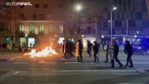 Violentos disturbios en varias ciudades de Cataluña por la detención del rapero Pablo Hasél
