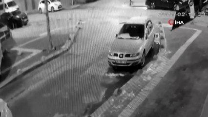 Kontrolden çıkan ticari araç önce taksiye çarptı, sonra iş yerine daldı