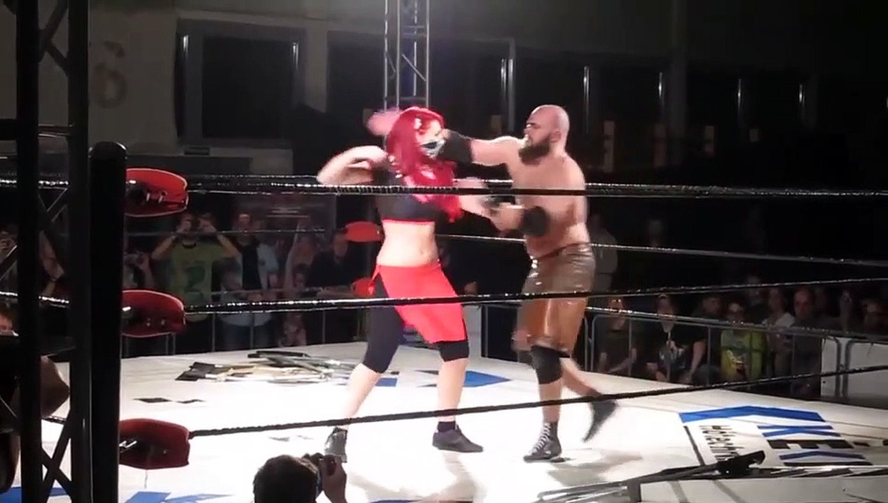 Sakuran spanked