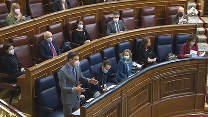 Sánchez insiste en que su tarea es "garantizar la estabilidad política"