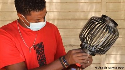 Turning waste into lamps in Cape Verde